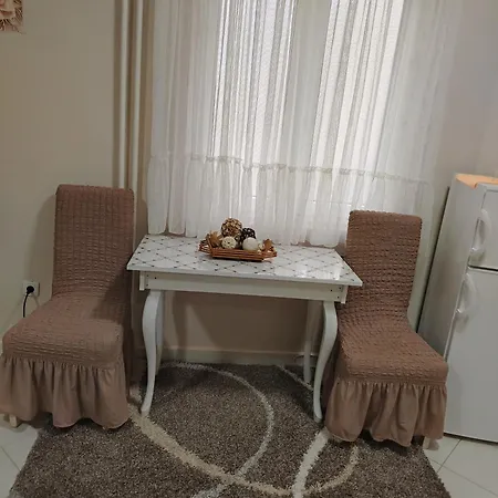 Stan Na Dan - Garsonjera Pramac Lägenhet